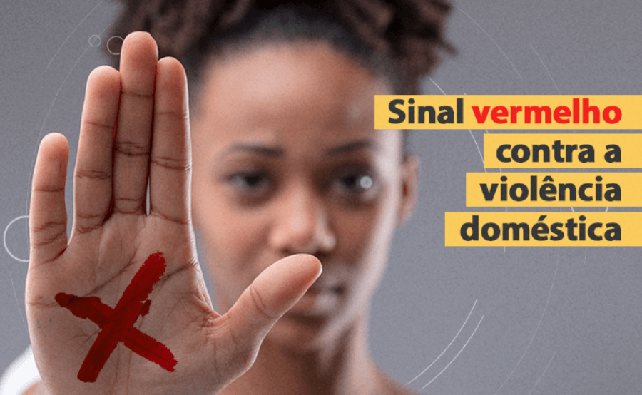 Sinal vermelho na mão vira forma de denunciar a violência doméstica 